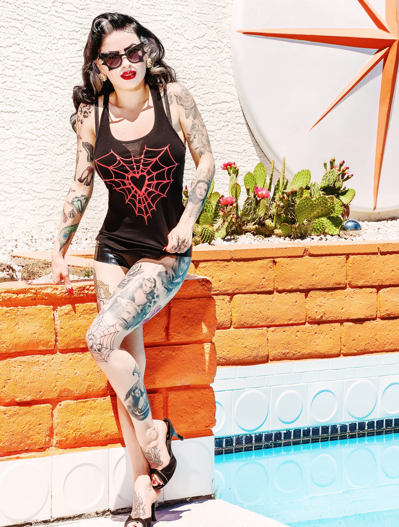 HEART WEB Graphic Print Spider Web Racerback Tank Top