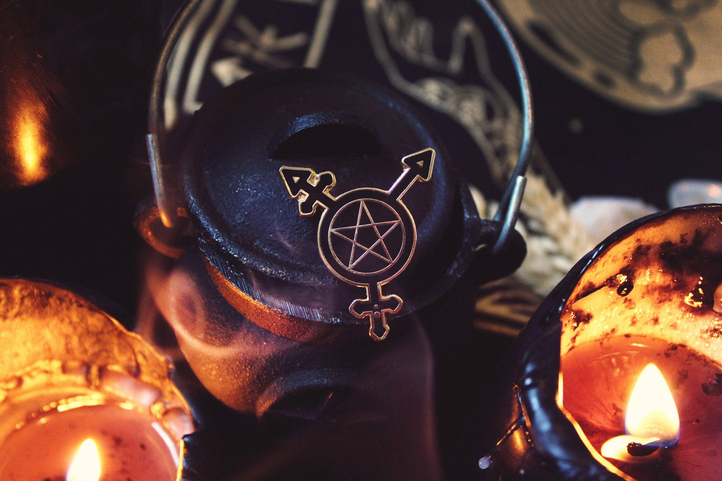 Trans Symbol Pentacle Pin: Gold