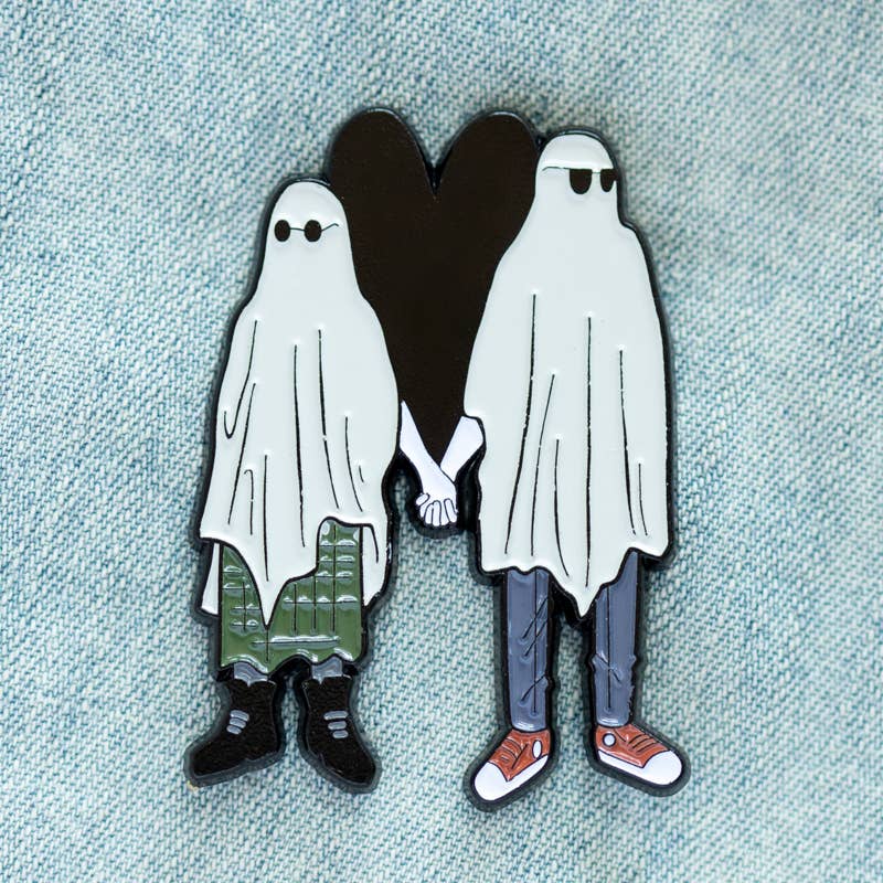 Ghost Couple Enamel Pin