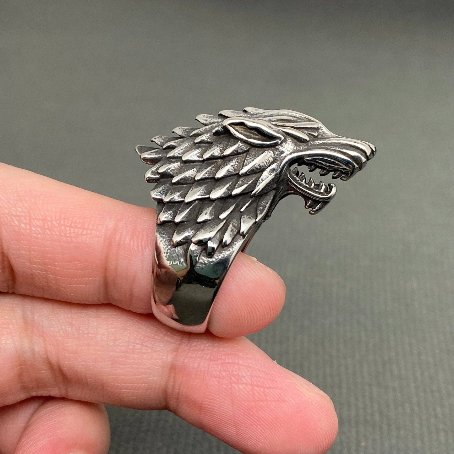 Men's Stainless Steel Wolf Head Ring - MJ/MR