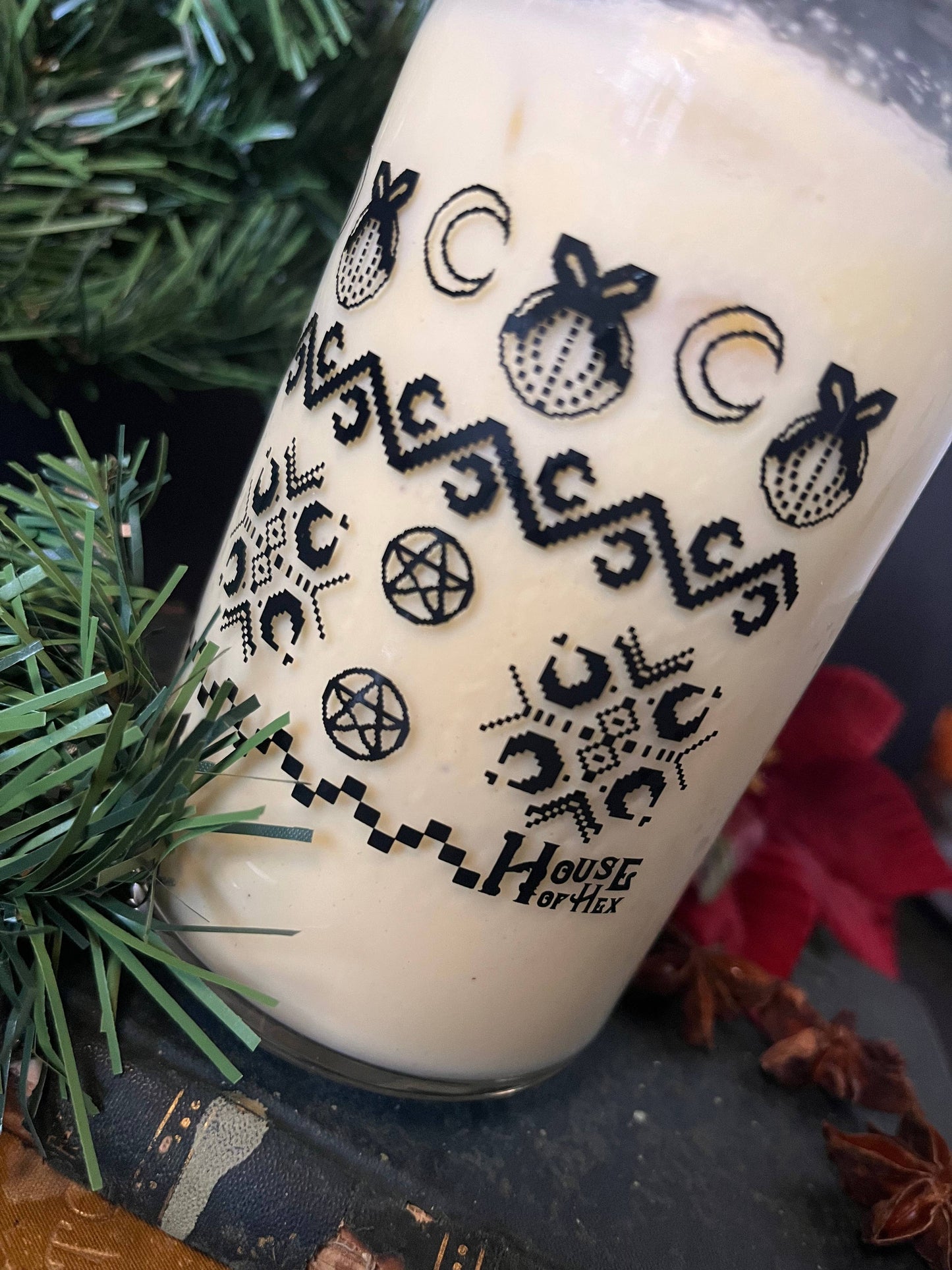 Yule Can Glass | drinkware | yule | glass straw | Christmas