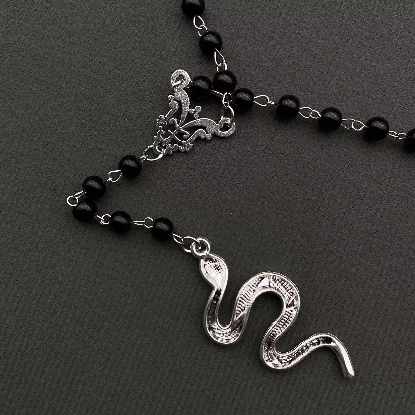Snake Pendant Black Glass Beaded Y-shaped Necklace - GT