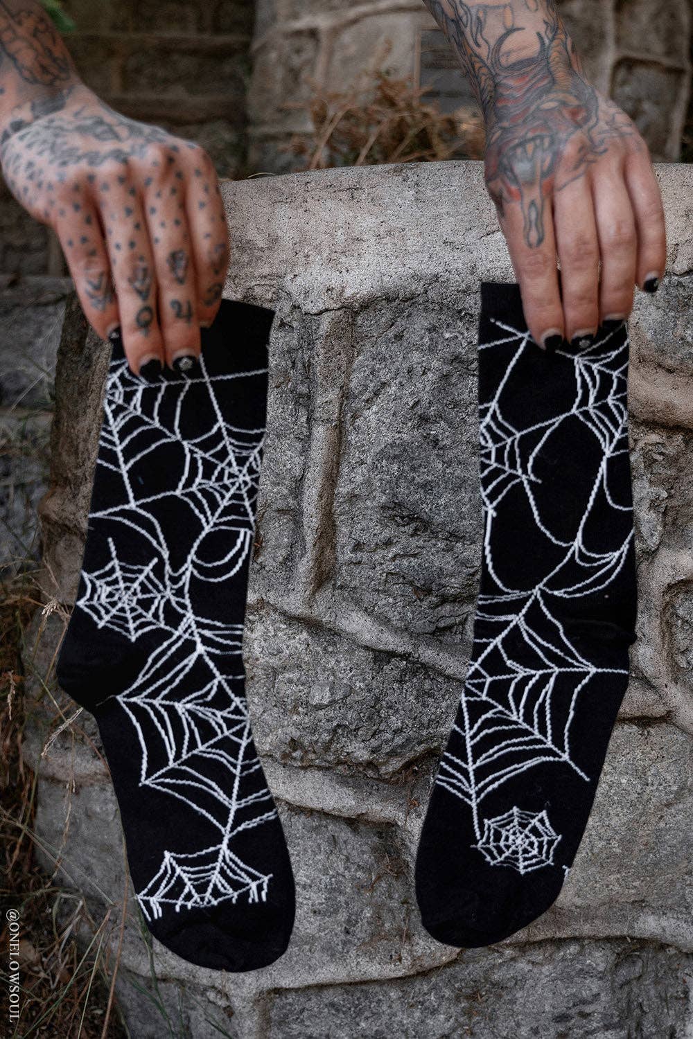 Nightweave Spiderweb Socks