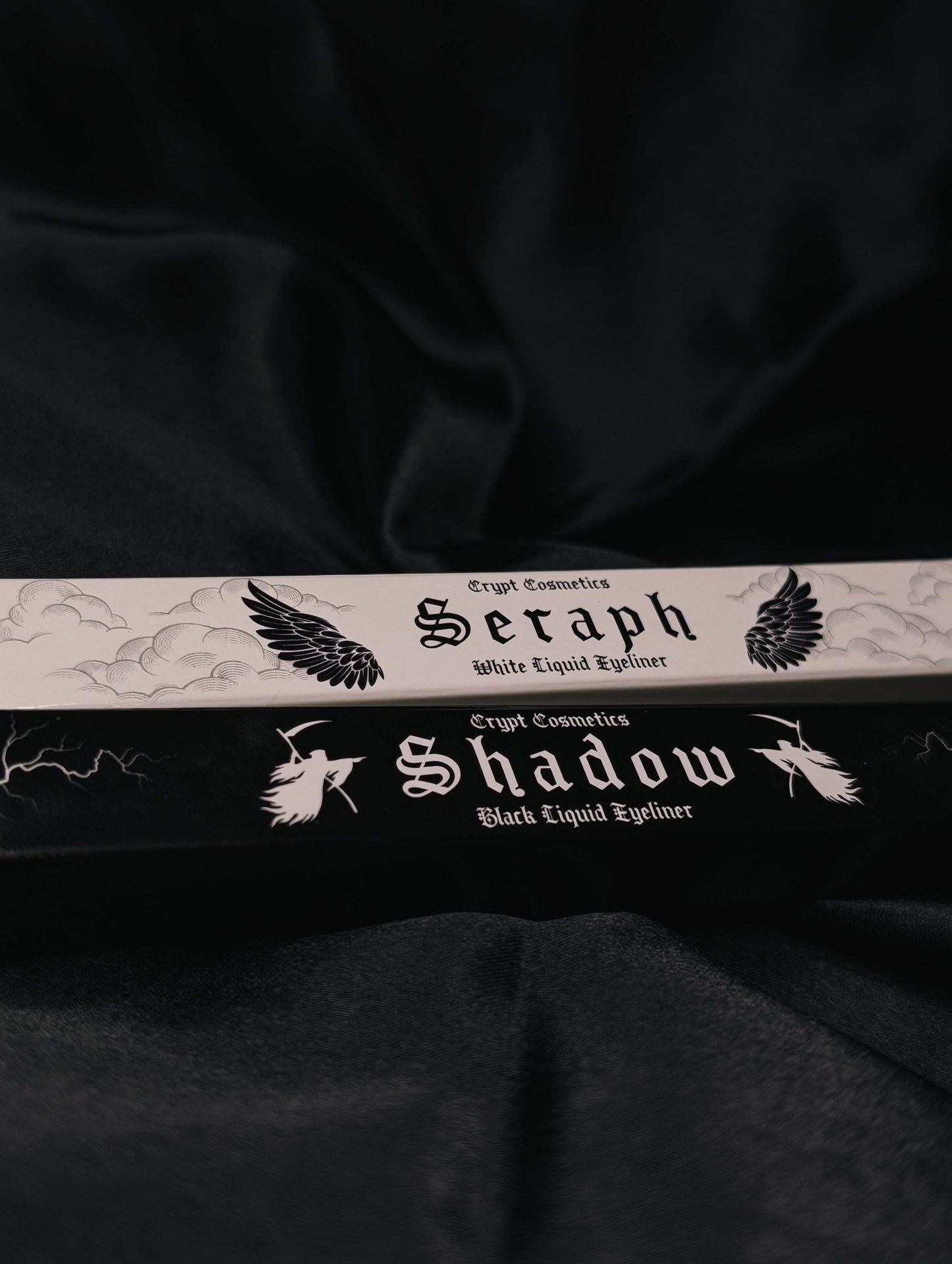 Shadow - Black eyeliner pen
